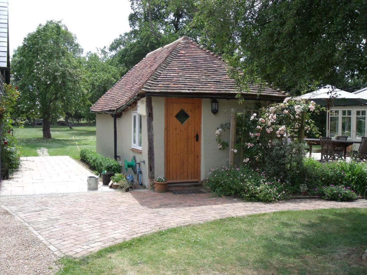 Wilderness B&B 3 Self Contained Rooms Nr Sissinghurst Headcorn Bagian luar foto