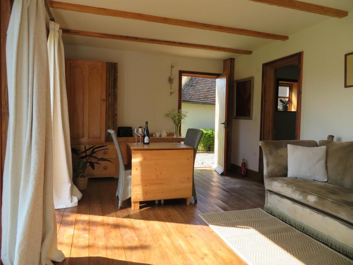 Wilderness B&B 3 Self Contained Rooms Nr Sissinghurst Headcorn Bagian luar foto